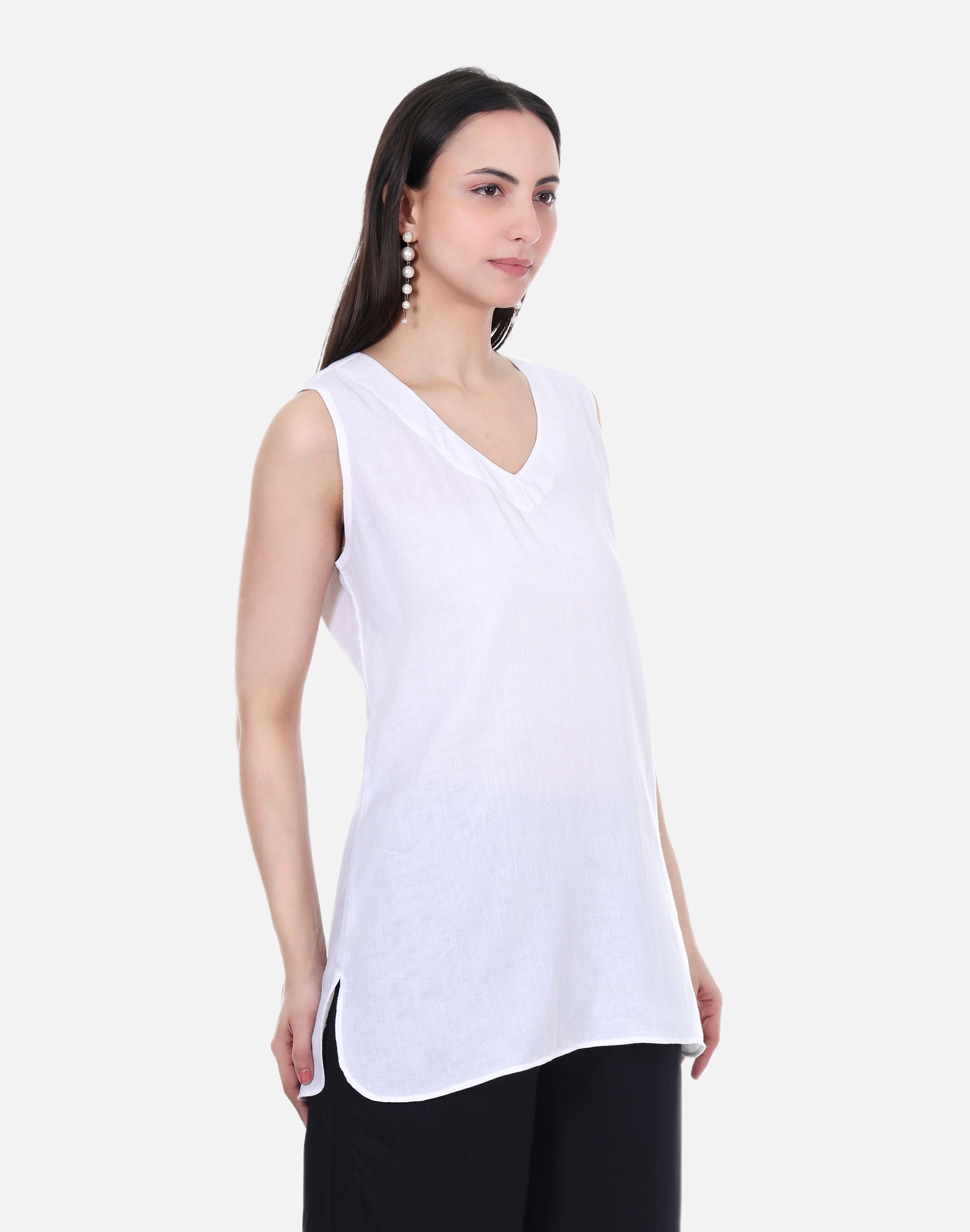 White Mulmul Cotton Sleeveless Short Kurta