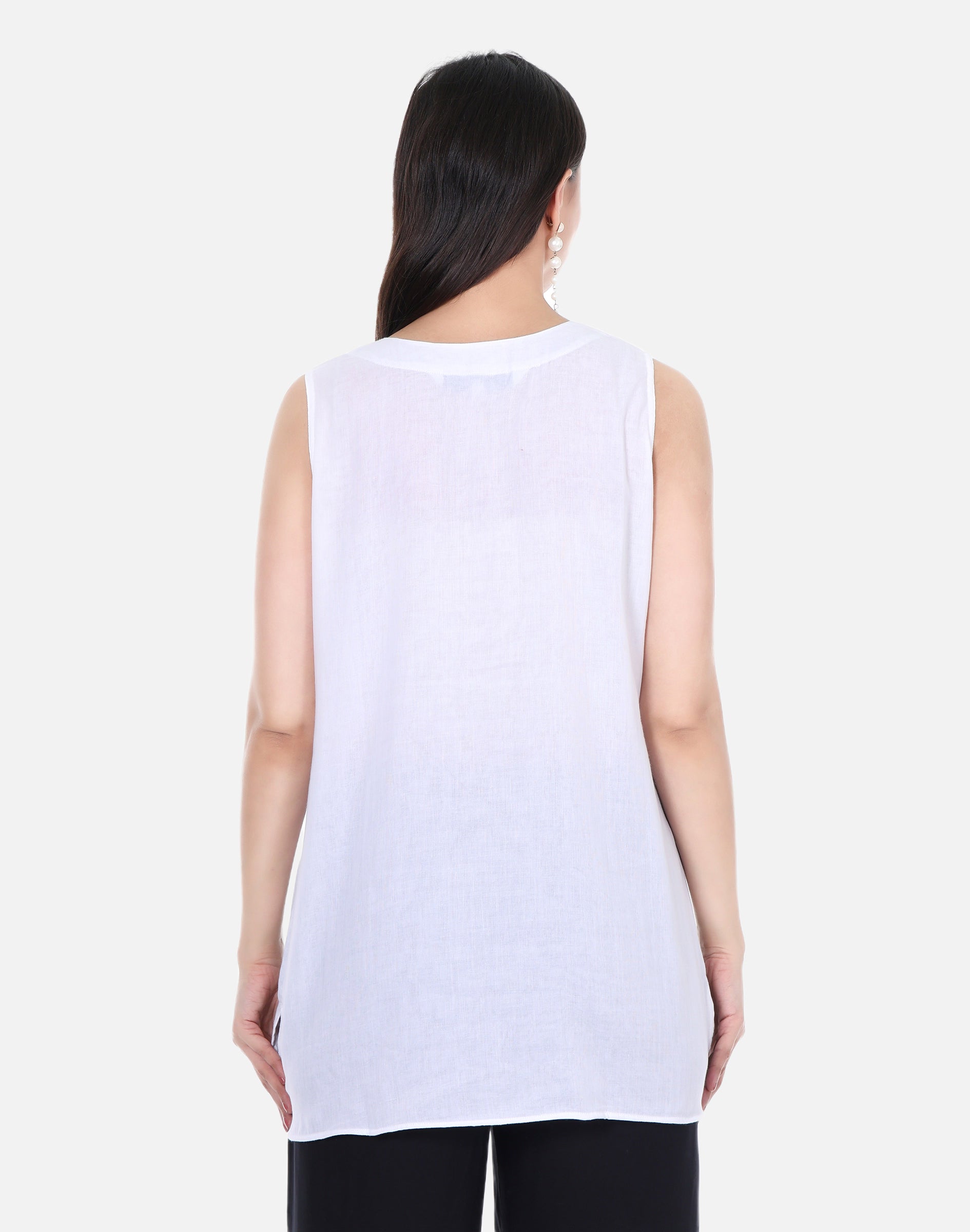 White Mulmul Cotton Sleeveless Short Kurta